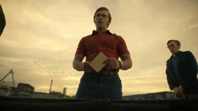 I'm a fucking delivery boy? - Hunters