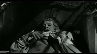 I'm a girl. - Some Like It Hot
