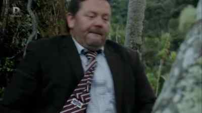 I'm a good shot, Mike! - The Brokenwood Mysteries