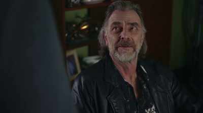 I'm a guy looking for his stuff. - Bitcon
