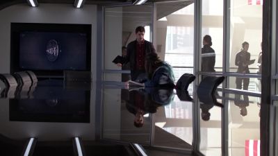 I'm a... I'm a jerk. - Supergirl