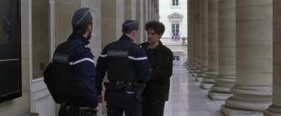 I'm a journalist.
I'm late for the session. - A Faithful Man