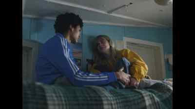 I'm a little scared. - She Came to Me