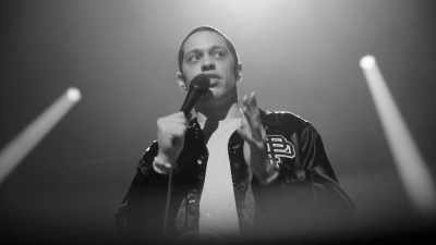 I'm a little scared to talk to her,
so I'm just, like, confused. - Pete Davidson: Turbo Fonzarelli