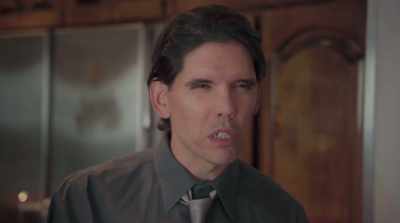 I'm a mortgage bonder, Liz, - Evil at the Door
