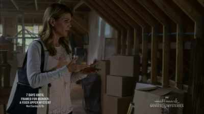 I'm a police detective - Garage Sale Mystery: The Art of Murder