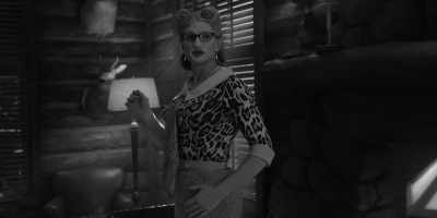 I'm a poor receptionist
who lives all alone - A Series of Unfortunate Events