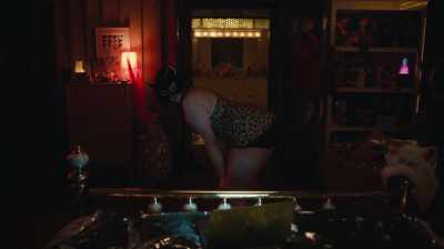 ♪ I'm a thick bitch, I need tempo ♪ - Euphoria