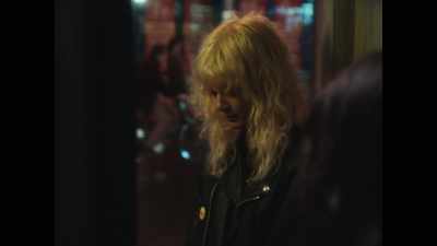 I'm all alone in a foreign land,
and you all hate me. - Pistol