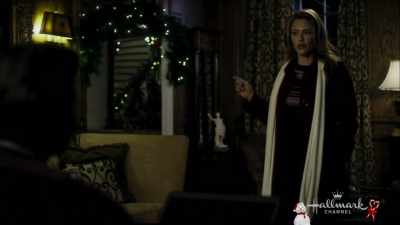 I'm almost done
with all the decorating, - Christmas Wishes & Mistletoe Kisses