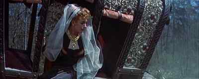 - I'm alright, what happened?
- I do not know yet. - Quentin Durward