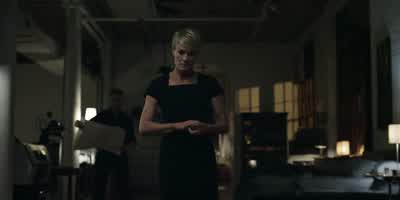 I'm amazed how well you got her in focus. - House of Cards