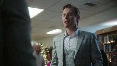 - I'm an attorney.
- Oh, what kind? - The Holiday Exchange
