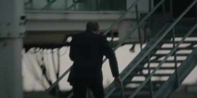 -I'm at gate 7. Where are you? - BlackBerry