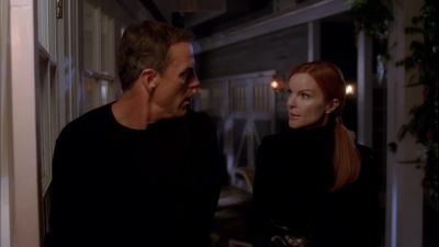I'm back. - Desperate Housewives