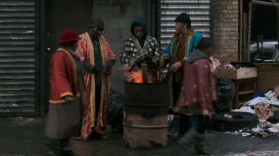 I'm beginning to suspect these are the people that have stolen our luggageYo you wanna buy some toothbrushes manThis is some fly personal hygiene equipment I got here manAnd I've got a hell of hair dryer over here too Check it outThiefStop thief Come back - Coming to America