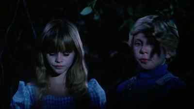 I'm bored. Let's go home. - The Forest