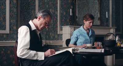 I'm buttering my toast.
I'm not moving too much. - Phantom Thread