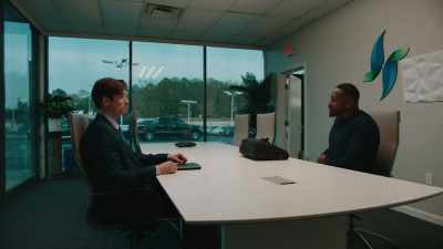 - I'm calling Harry.
- No, Omar, don't. - Johnson