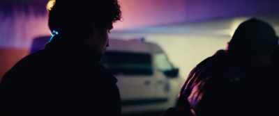 - I'm calming down.
- Does it hurt to walk? - The Innocent