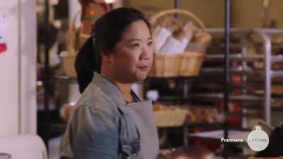 I'm Claire, I'm. - Christmas Around the Corner
