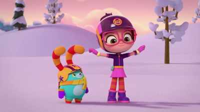 I'm coming, Otis!
Bomber blimp jacket, activate. - Abby Hatcher