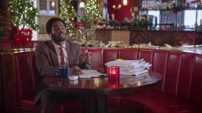 - I'm committed to the club.
- Mike, they will understand. - Laughing All the Way