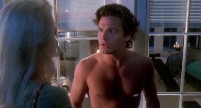 I'm completely alone - Death Becomes Her