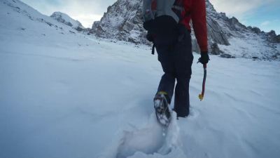 I'm concerned because there's a crack along there, - 7 Toughest Days