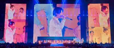 ♪ I'm curious about everything
How's your day ♪ - BTS: Permission to Dance on Stage - LA