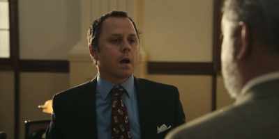 I'm Dan Cogdell. I
represent Clive Doyle. - Waco: The Aftermath