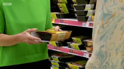 I'm definitely going to have a chicken madras - Back in Time for Dinner