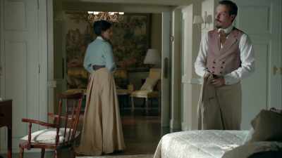 I'm doing everything I can to cut costs. - Grand Hotel