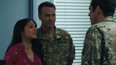 I'm Dr. McDuffie. I'm the linguist on base. - Naomi