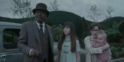 I'm Dr. Montgomery Montgomery's
new assistant. - A Series of Unfortunate Events
