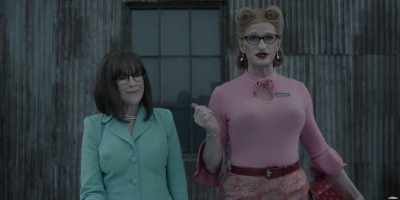 I'm Dr. Orwell's receptionist.
My name is Shirley. - A Series of Unfortunate Events