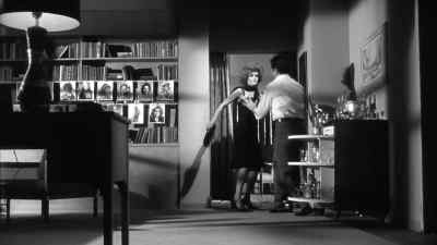 I'm drunk, Kelly. Please. - The Naked Kiss