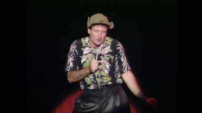 ♪ I'm dwiving in my caw ♪ - Robin Williams: Come Inside My Mind