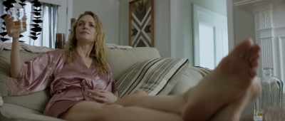 I'm Elizabeth.
Could I bum a smoke? - Suitable Flesh