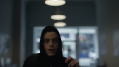 I'm Elliot. - Mr. Robot