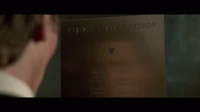 I'm fairly certain thatTimothy Bryce and Evelyn are having an affairTimothy is the only interesting person I knowI'm almost completely indifferent as to whether Evelyn knowsI'm having an affair with Courtney Rawlinson her closest friendCourtney is almost - American Psycho