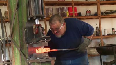 I'm feeling a little nervous right now making this Damascus. - Forged in Fire