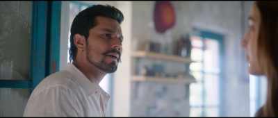 I'm finding it so tough.
I'm becoming a robot. - Love Aaj Kal