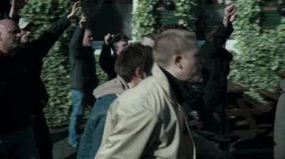 I'm forever blowing bubbles - Green Street Hooligans