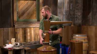 I'm from minnesota. We don't
typically make biscuits. - Moonshiners: Master Distiller
