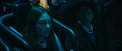 - I'm getting panicked.
- Don't be such a damn coward. - Carousel