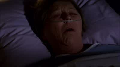 - I'm getting the doctor. - Smallville