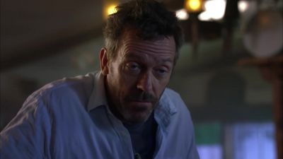 I'm giving you your drink.
Have you no pride? - House
