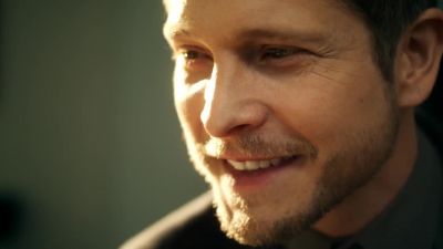 I'm glad you came back. - The Resident