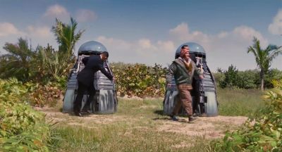 I'm so glad this isn't
one of the times we explode. - Men in Black 3